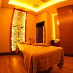 Готель Diamond Premium & - Ultra 5*