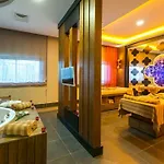 Готель Diamond Premium & - Ultra 5*