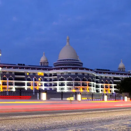 Diamond Premium & - Ultra Hotel