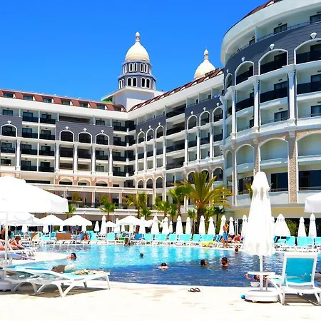 Diamond Premium & - Ultra Szálloda