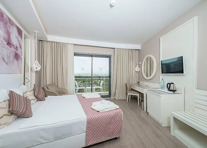 Diamond Premium & - Ultra Manavgat